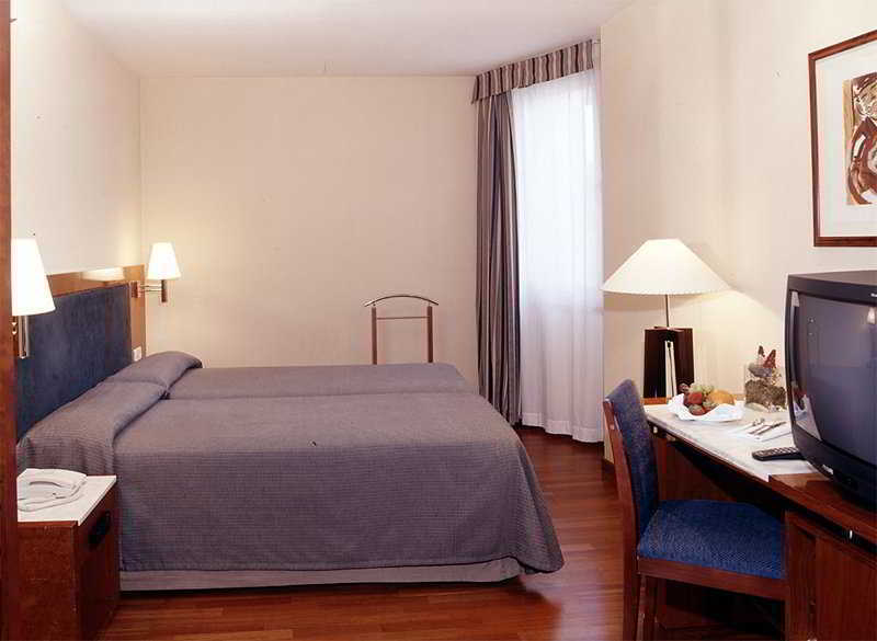 Hotel Pedralbes Barcelona Exterior photo